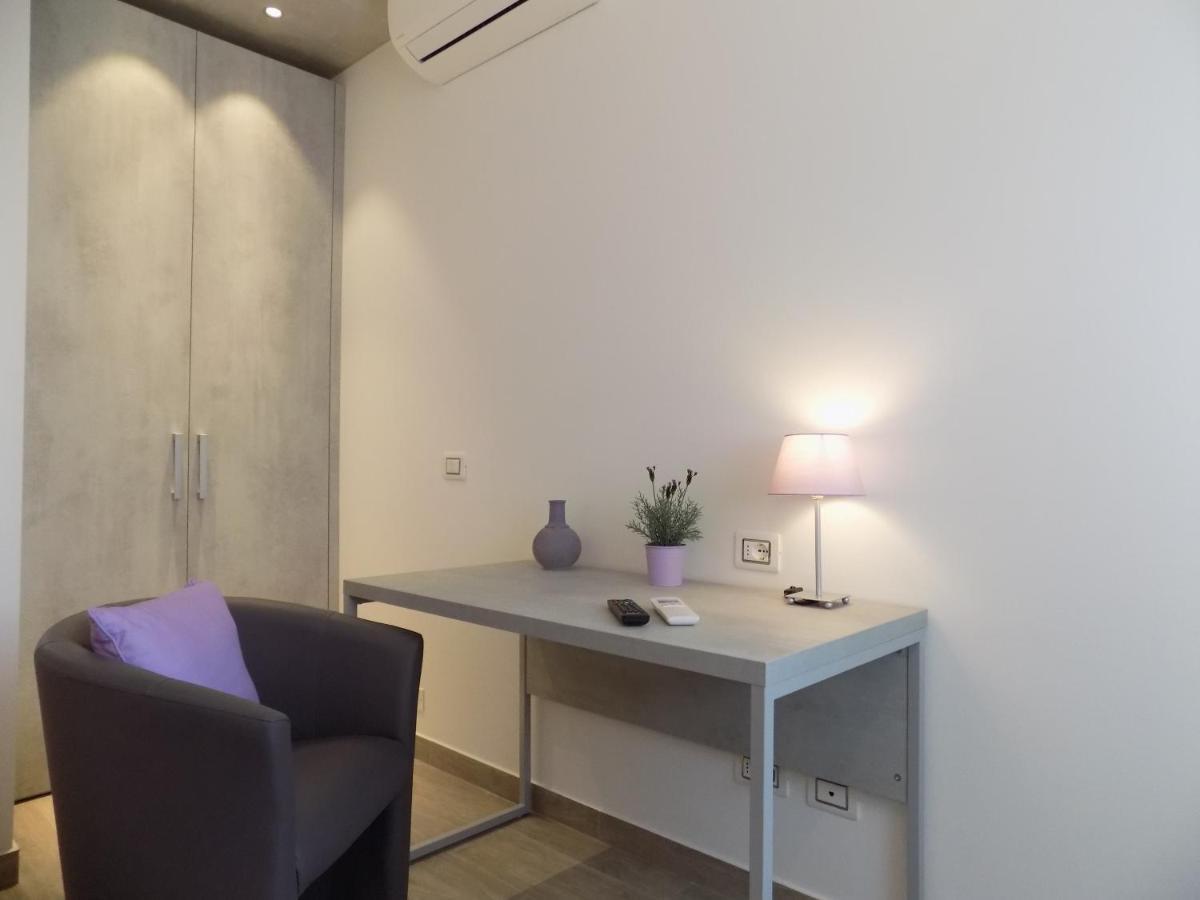 Millyholidays - Apartment Lilla - Center - Nearby Beach - Private Garden - Spa Pool Бардолино Екстериор снимка