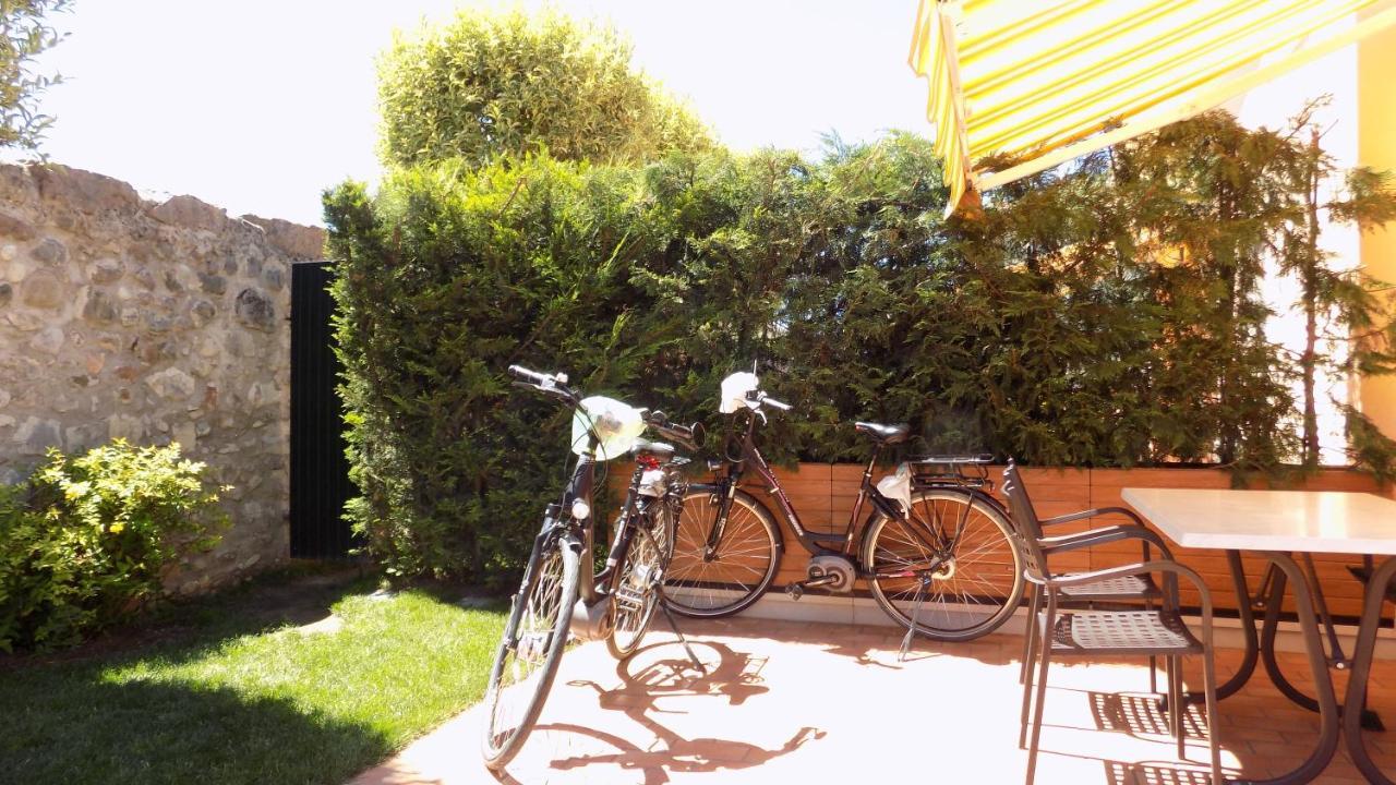 Millyholidays - Apartment Lilla - Center - Nearby Beach - Private Garden - Spa Pool Бардолино Екстериор снимка
