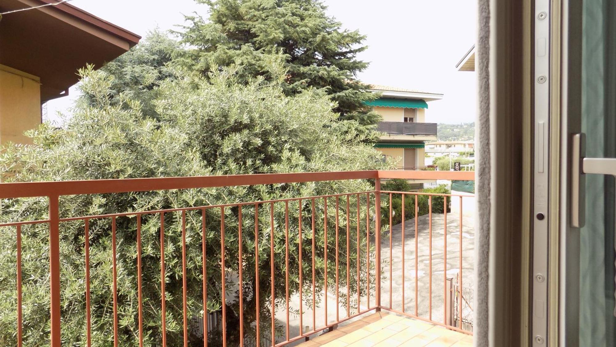Millyholidays - Apartment Lilla - Center - Nearby Beach - Private Garden - Spa Pool Бардолино Екстериор снимка
